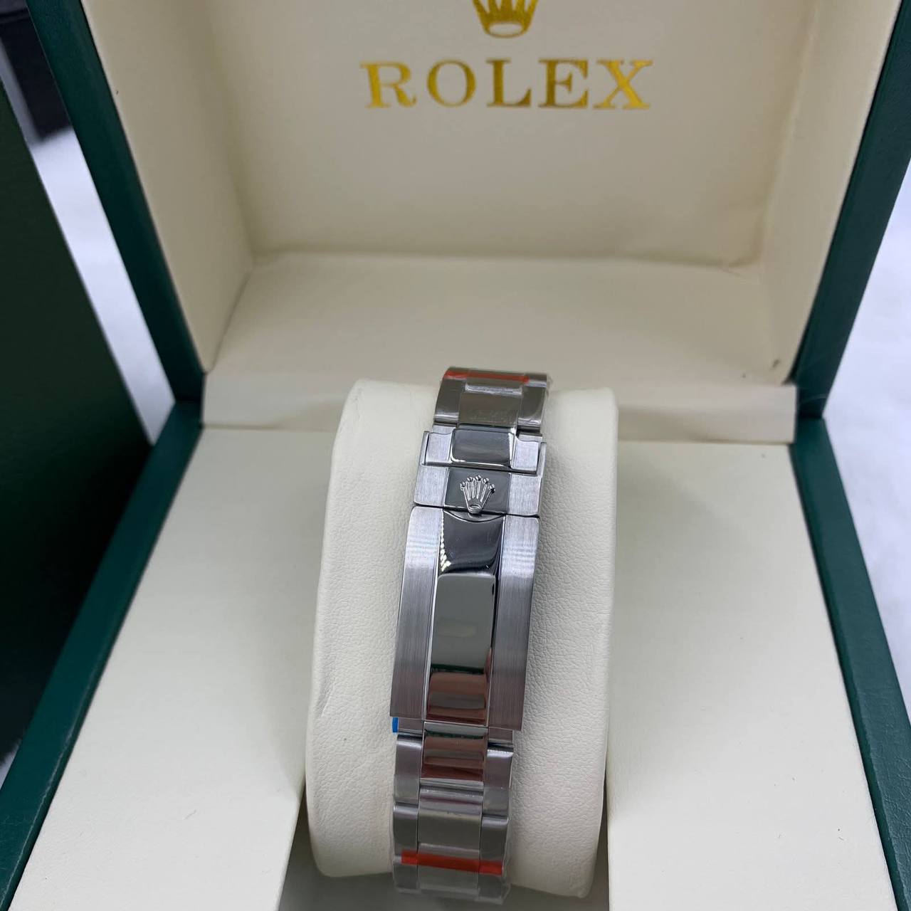 ROLEX WATCH 
GOOD QUALITY 
WITHOUT BOX 
170 dhs✅

Zain40
♥️♥️♥️