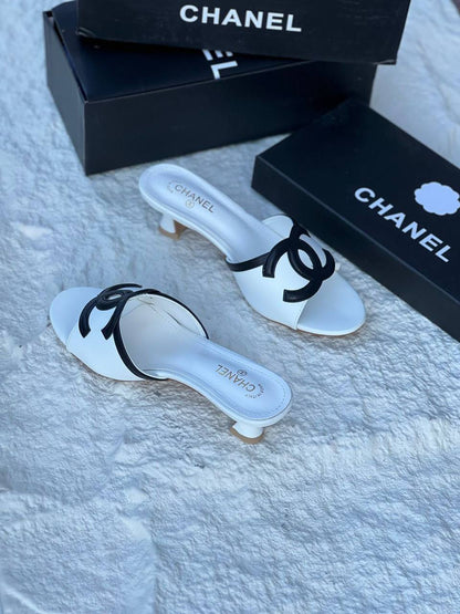 Chanel
 𝟑𝐜𝐦
💯high quality
Size 36-37-38-39-40-41

110 dhs💓

Zain86
♥️♥️♥️