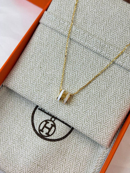 *HERMES* 🧡
↗️ *Super Master Quality ®️*
* *New Collection* 
Mini H Necklace & Earings Double Color 

*170 dhs🪙🌨️* Set (Necklace & Earings) with Normal Box & Bag
*190 dhs🪙🌨️* Set (Necklace & Earings) with Good Box & Bag

Zain209
♥️♥️♥️