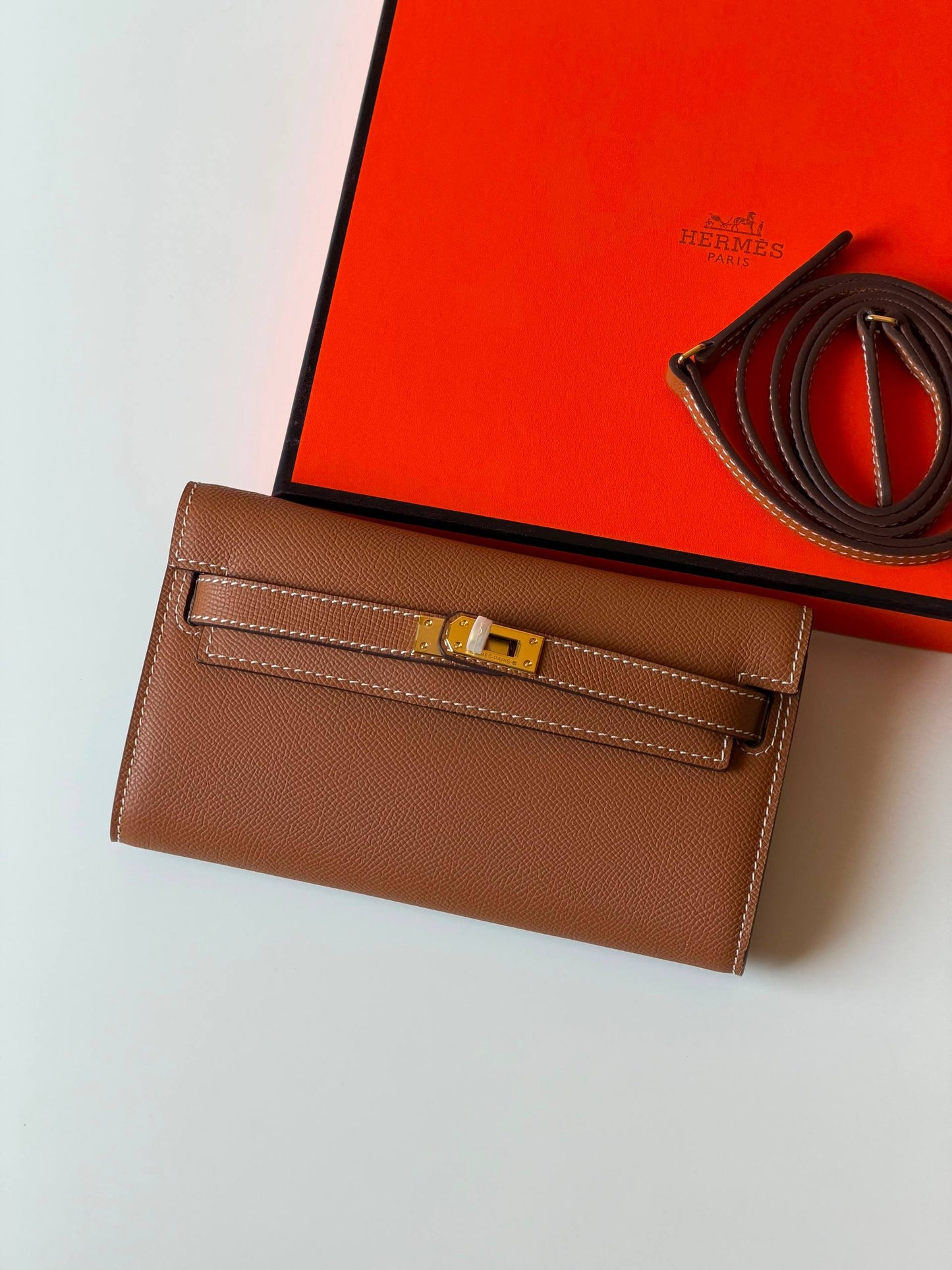 Hermes 20cm💥Master quality ✅with box 📦 
340 dhs✅

Zain52
♥️♥️♥️