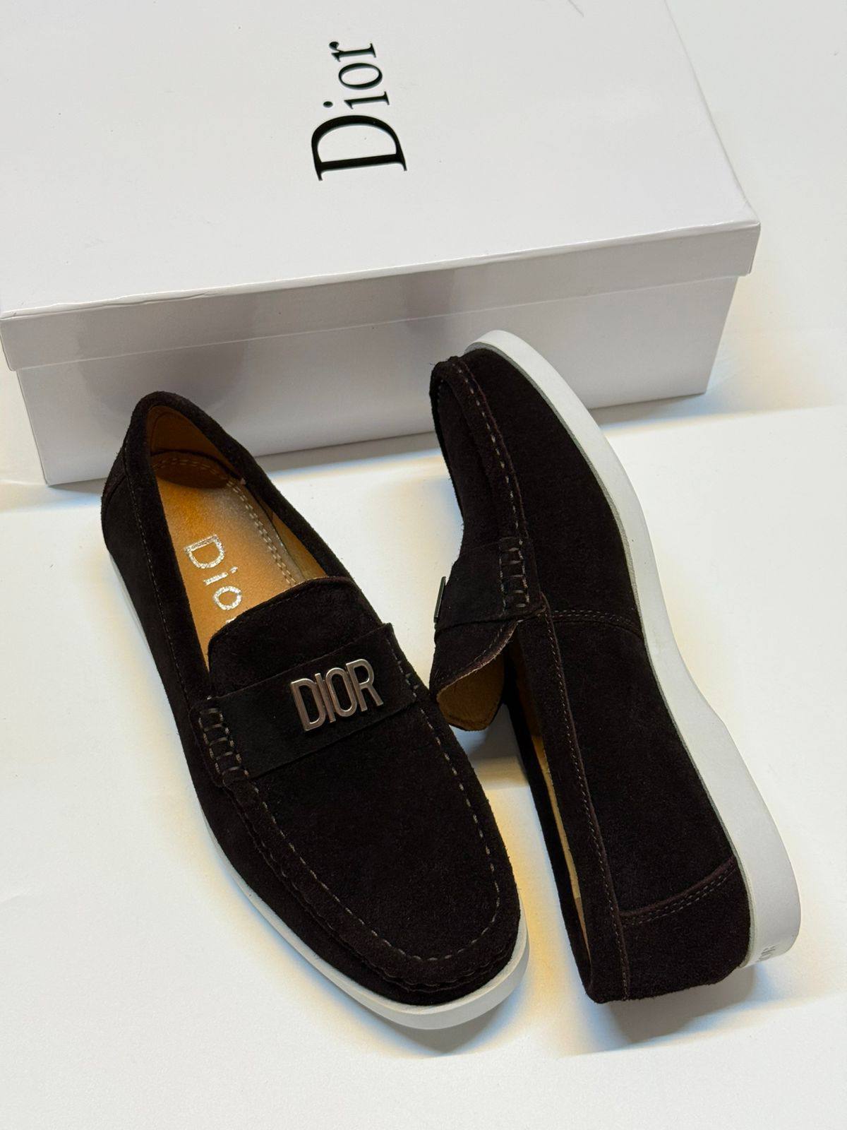NEW CAME😍
DIOR SHOES
GOOD QUALITY
125 dhs❣️
39 TO 45

Zain40
♥️♥️♥️
