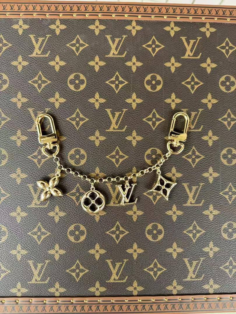 New
40 dhs🪙🌨️ 
high quality 

Zain26
♥️♥️♥️