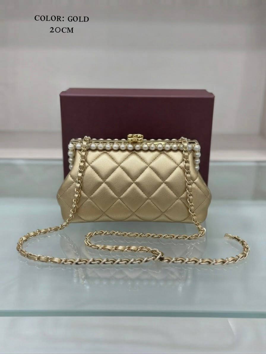 Chanel ᴄʟᴜᴛᴄʜ ᴘᴇᴀʀʟʏ ʙᴀɢ
ᴅᴇsɪɢɴ ɪᴍɪᴛᴀᴛɪᴏɴ ᴘᴇᴀʀʟ ᴇʟᴇɢᴀɴᴄᴇ
ɢᴏʟᴅʜᴀʀᴅᴡᴀʀᴇ ʟᴏɴɢ sʟɪɴɢ
ᴄʟᴏsᴜʀᴇ sᴇᴄᴜʀᴇ ᴛᴏᴘ ғᴀsᴛᴇɴɪɴɢ
ᴡɪᴛʜʙᴏx
sᴏғᴛ ᴛᴇxᴛᴜʀᴇ ᴏғ ʟᴀᴍʙsᴋɪɴ ᴍᴀᴛᴇʀɪᴀʟ
sɪᴢᴇ:20ᴄᴍ
120 dhs🇦🇪🇦🇪

Zain56
♥️♥️♥️