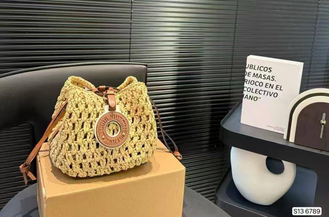 YSL - Prada -  Master🌺
For Price 👇 WhatsApp✅
0568585901 
0507557372
0552275751 Owner Zain 👌

Zain111
♥️♥️