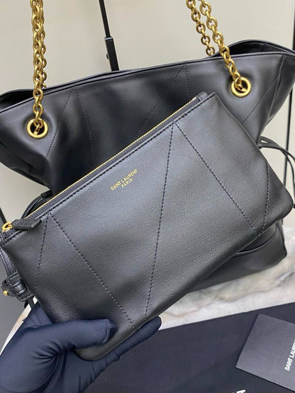 YSL 
MASTER QUALITY
335 dhs✅
……(leather )

Zain39
♥️♥️♥️