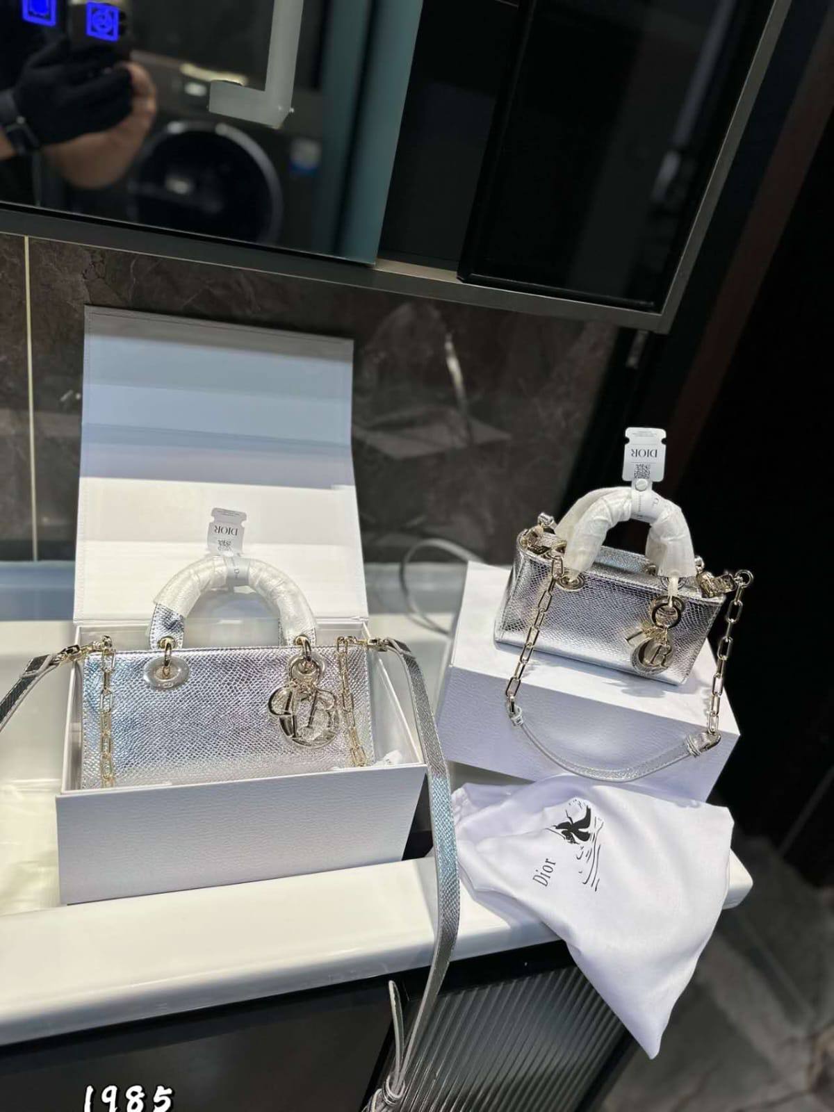 Chanel
Master🖤
20cm & 27cm👍👍

For Price 👇 WhatsApp✅
0568585901 
0507557372
0552275751 Owner Zain 👌

Zain10
♥️♥️♥️