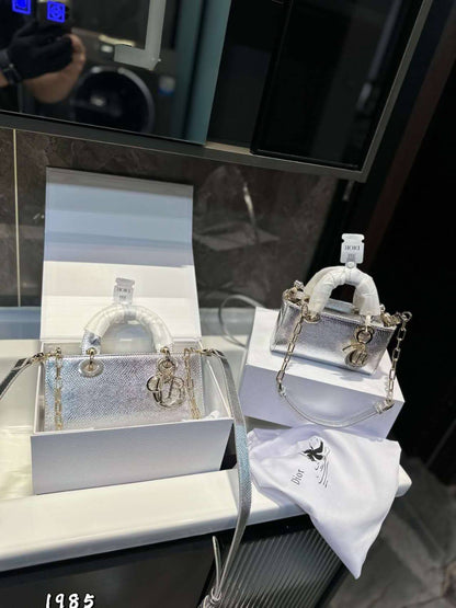 Chanel
Master🖤
20cm & 27cm👍👍

For Price 👇 WhatsApp✅
0568585901 
0507557372
0552275751 Owner Zain 👌

Zain10
♥️♥️♥️