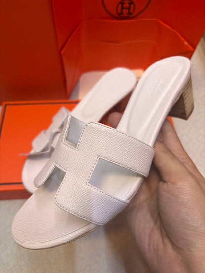 Hermes 

105 dhs
36-41

Zain145
♥️♥️♥️