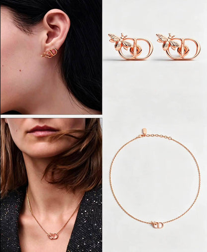 Dior ❤️‍🔥
Necklace 🦋
Earring💥
Bracelet 🐦‍🔥
Master quality 💯
With normal boxes 🗃️ 
155 DHS🇦🇪🇦🇪🇦🇪
With master box 📦 
170 DHS🇦🇪🇦🇪🇦🇪

Zain216
♥️♥️♥️