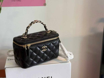 Master Bags
For Price 👇 WhatsApp✅
0568585901 
0507557372
0552275751 Owner Zain 👌

Zain314
♥️♥️♥️