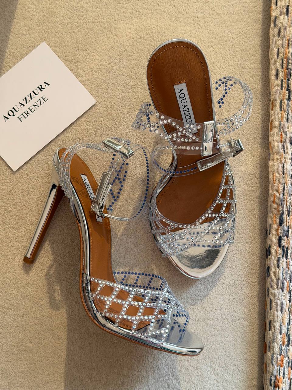 AQUAZZURA
QUALITY: SUPER MASTER 💥😍
450 dhs🇦🇪🇦🇪

Zain319
♥️♥️♥️
