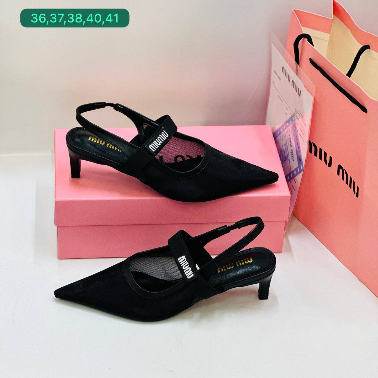 Miu Miu 
90 dhs👑
Size 36-41

Zain40
♥️♥️♥️