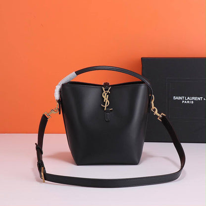 YSL

For Price 👇 WhatsApp✅
0568585901 
0507557372
0552275751 Owner Zain 👌

Zain192
♥️♥️♥️