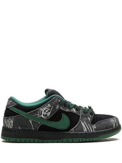 Nike SB Dunk Low "There Skateboards"
36-45 AVAILABLE 🤩
230 dhs❣️

Zain242
♥️♥️♥️