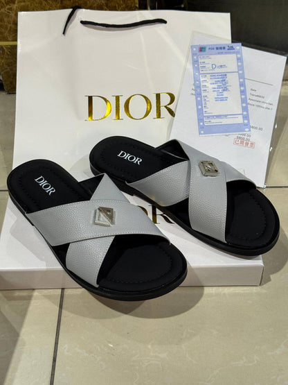 Dior - LV

size 40 to 46

100 dhs🗽

Zain146
♥️♥️♥️