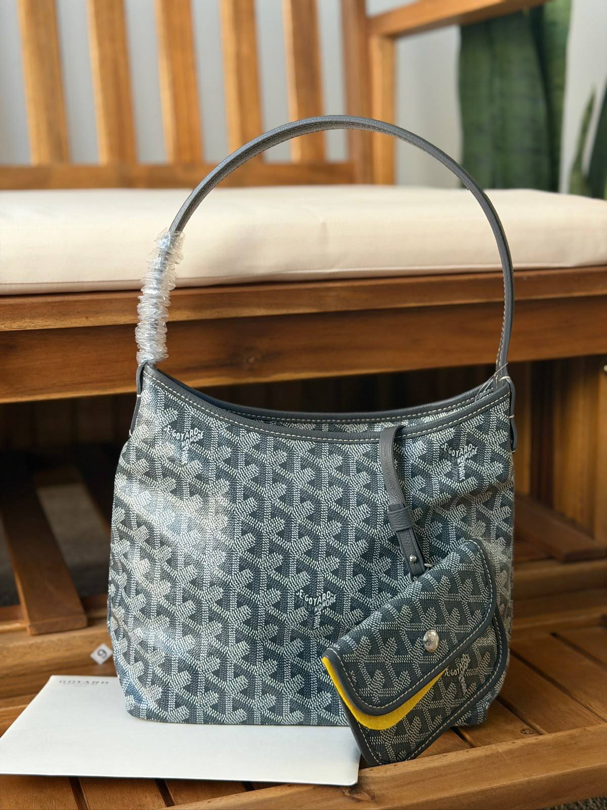 GOYARD 💫
Super Master Quality ⚡️
Size PM & mini 📏

For Price 👇 WhatsApp✅
0568585901 
0507557372
0552275751 Owner Zain 👌

Zain321
♥️♥️♥️