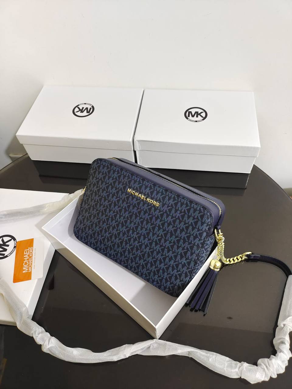 85 dhs✅

with box
🎁🎁🎁

Zain26
♥️♥️♥️