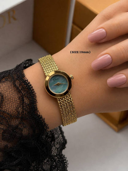 Dior 
watch for ladies 

good quality 

220DHS🇦🇪
 (size 19mm)

Zain59
♥️♥️♥️