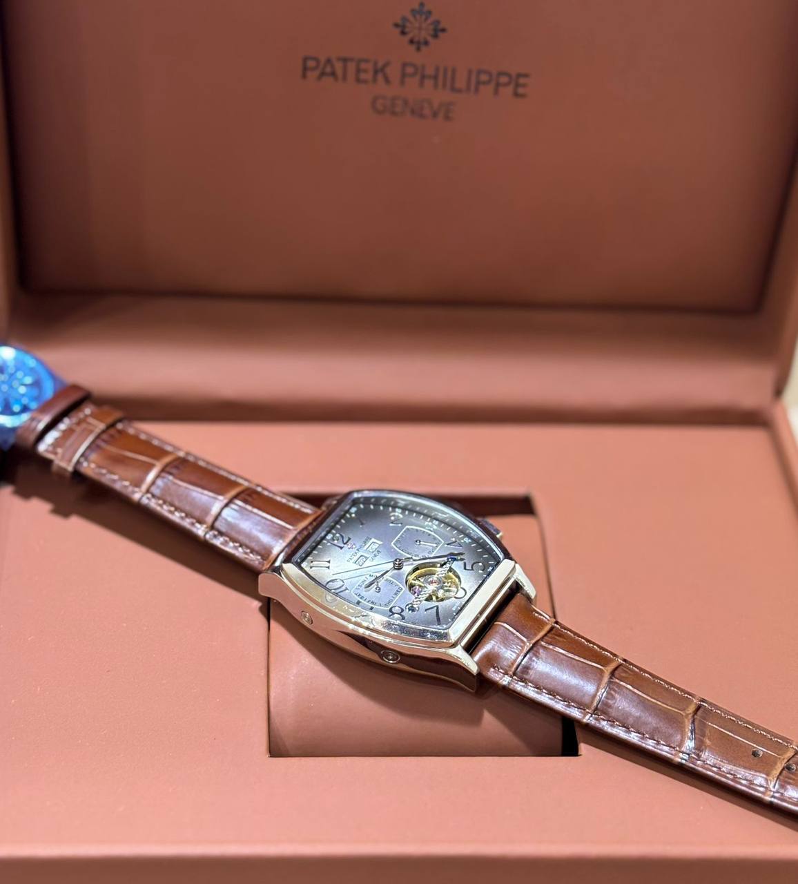 PETEK PHILIPPE
_*MEN *_
_MASTER QUALITY_

530 dhs🪙💚

Zain108
♥️♥️♥️