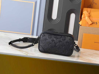 LV
Master
230 dhs❤️

Zain10
♥️♥️♥️