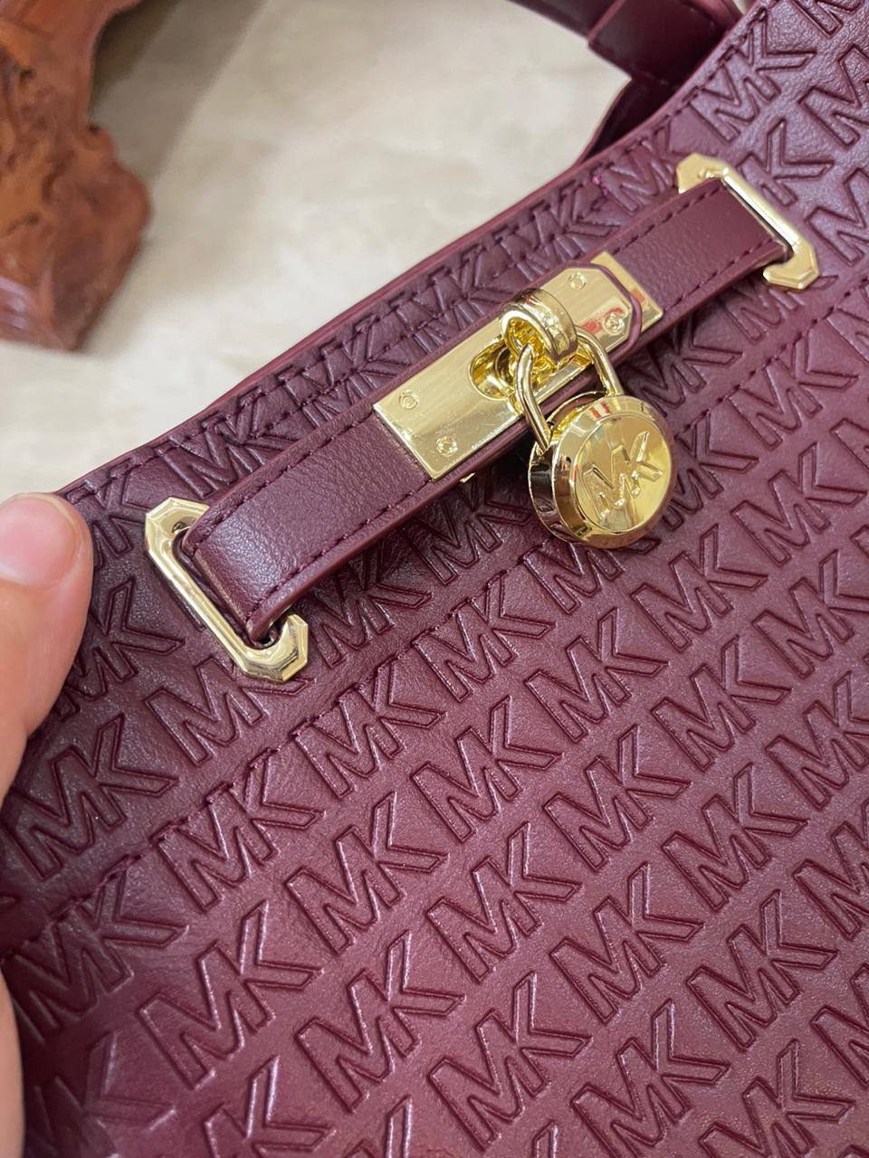 MK 
105 dhs🪙💕

Zain143
♥️♥️♥️