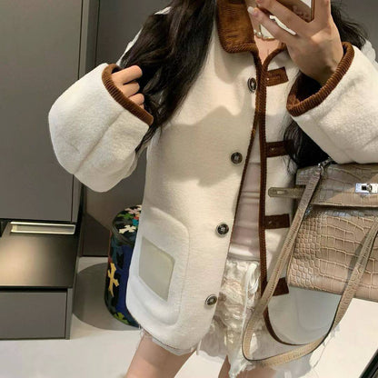 *New collections 💕💕    
280 dhs🪙💚
*good  quality  
*Sizes:S M L xl* 
*AVAILABL winter jacket

Zain231
♥️♥️♥️