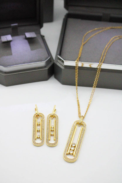 Necklaces set
170 dhs🇦🇪🇦🇪

Zain122
♥️♥️♥️