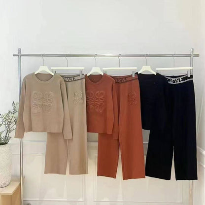 *New collections 
140 dhs💕🪙
*good  quality  ✅
*Sizes: free size 
*AVAILABLE NOW*

Zain231
💕💕💕