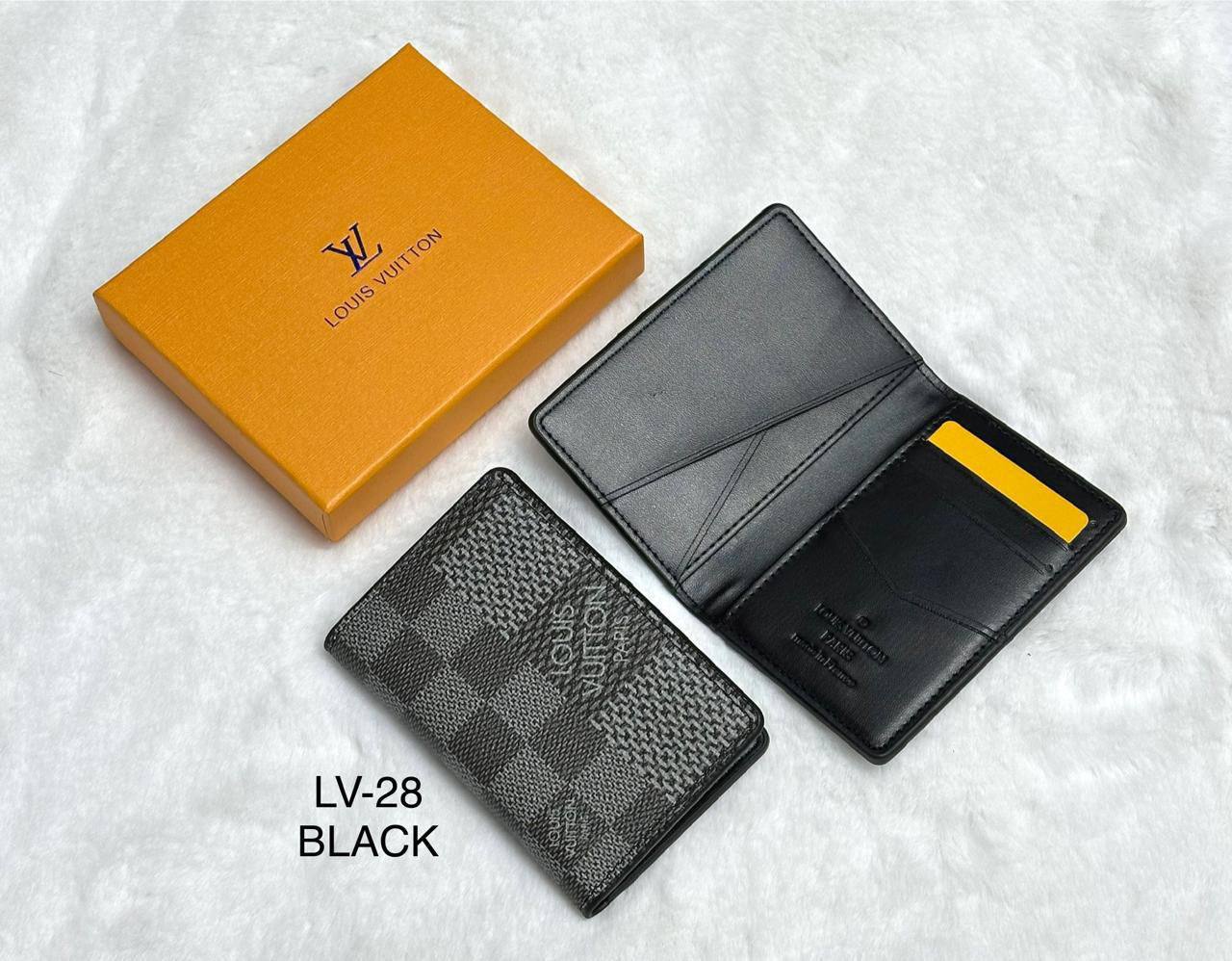 Wallets
65 dhs✅

Zain182
♥️♥️♥️