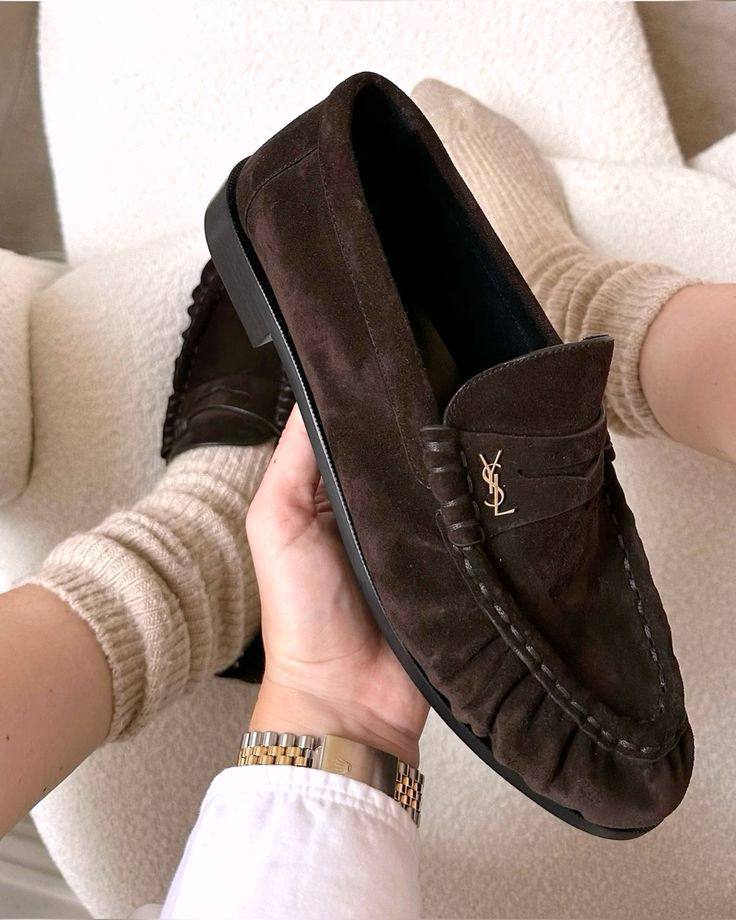 𝗬𝗦𝗟 - 𝗟𝗘 𝗟𝗢𝗔𝗙𝗘𝗥
𝗦𝗶𝘇𝗲: 𝟯𝟲 𝘁𝗼 𝟰𝟭
530 dhs❣️

Zain178
♥️♥️♥️