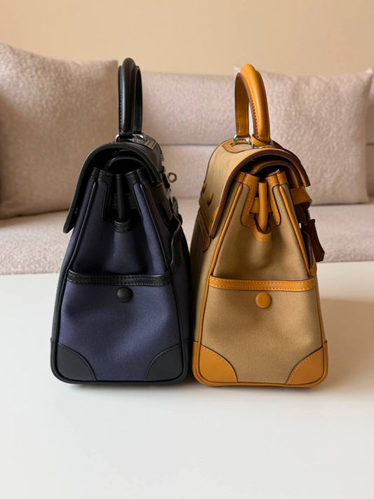 Hermes kelly cargo 28cm💕Master quality 😍with box❤️
780 dhs🇦🇪🇦🇪

Zain52
♥️♥️♥️