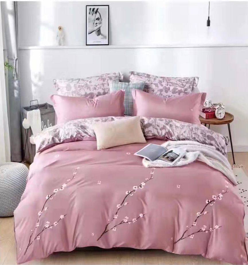 Comfort set
Single 4pcs set
1 comfort 
1 bedsheets 
2 pillowcases 
100 dhs🪙💕

Zain99
♥️♥️♥️