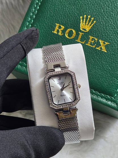 Rolex
Aigner
MK
55 dhs🪙💚

Zain29
♥️♥️♥️