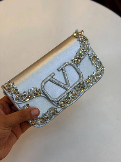 Valentino

150 dhs

Zain175
♥️♥️♥️