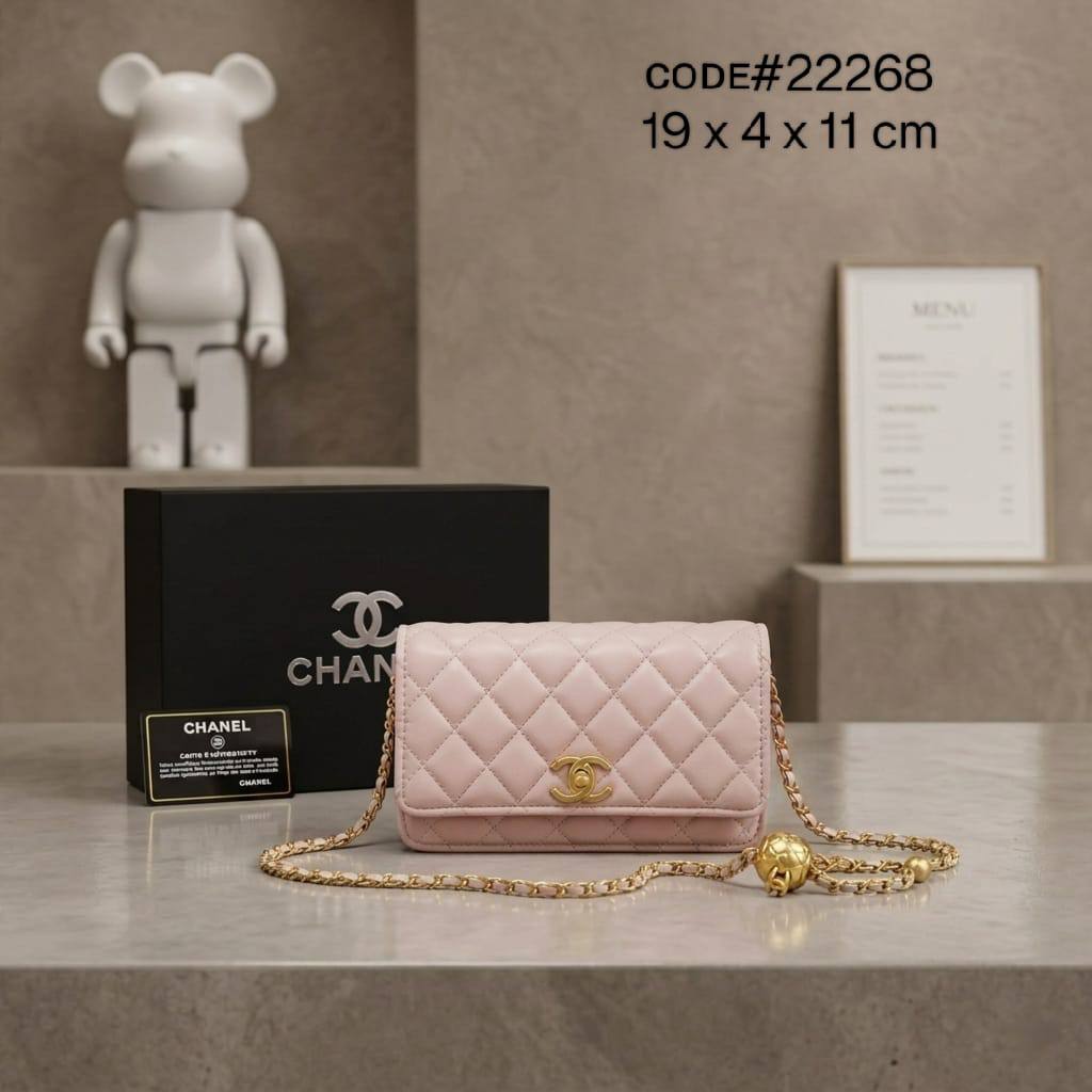 Chanel  ᴡᴀʟʟᴇᴛ ᴏɴ ᴄʜᴀɪɴ
ǫᴜɪʟᴛᴇᴅ ᴄᴀʟғsᴋɪɴ ʟᴇᴀᴛʜᴇʀ
ᴡɪᴛʜ ᴘʀᴇss ʙᴀʟʟ ᴀᴅᴊᴜsᴛᴀʙʟᴇ
ɢᴏʟᴅ ᴄʜᴀɪɴ ʟᴏɴɢ sᴛʀᴀᴘ
sɪᴢᴇ : 19 cm
ᴡɪᴛʜ BOX
🎁🎁🎁

90 dhs✅

Zain31
♥️♥️♥️