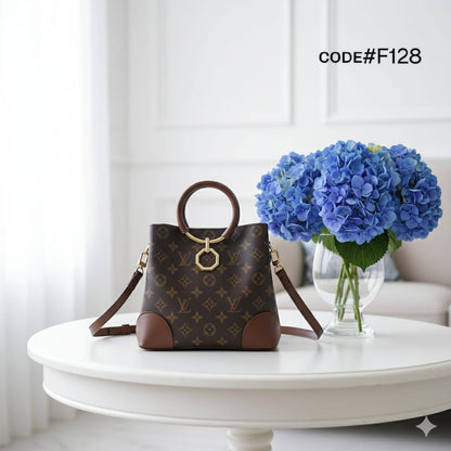 LV
ᴍᴏɴᴏɢʀᴀᴍ ʙᴜᴄᴋᴇᴛ ʙᴀɢ
ʀᴏᴜɴᴅ ᴍᴇᴛᴀʟ ʜᴀɴᴅᴄᴀʀʀʏ
ᴡɪᴛʜ ʟᴏɴɢ ʙᴇʟᴛ sᴛʀᴀᴘ
sɪᴢᴇ : 22 x 10.5 x 20 ᴄm
ᴡɪᴛʜ BOX
🎁🎁🎁

85 dhs🪙💕

Zain31
♥️♥️♥️