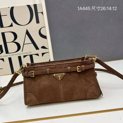 Prada
Master
280 dhs🪙🌨️

Zain153
♥️♥️♥️
