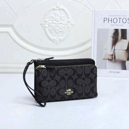 Coach
Small hand bag
50 dhs✅

Zain136
♥️♥️♥️