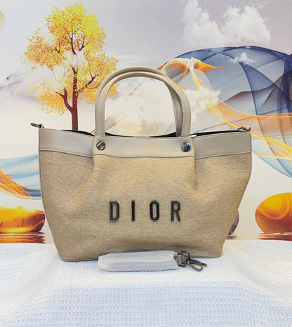 DIOR 
Best quality 

without box
115 dhs🇦🇪🇦🇪

size30CM
Zain290
♥️♥️♥️
