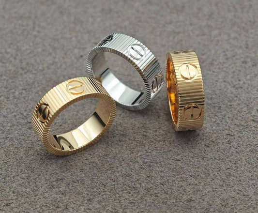 Cartier ♥️
* *New Collection*  
* LOVE UNLIMITED RING ®️
Available 3 Colors the Gold , Silver & Chmpn Gold
Size 5,6,7,8,9,10
Available for Men & Ladies All sizes
↗️ *Super Master Quality ®️*
75 dhs🪙💚
 with *Normal* Box & Bag
120 dhs🪙💚
 with *Original*