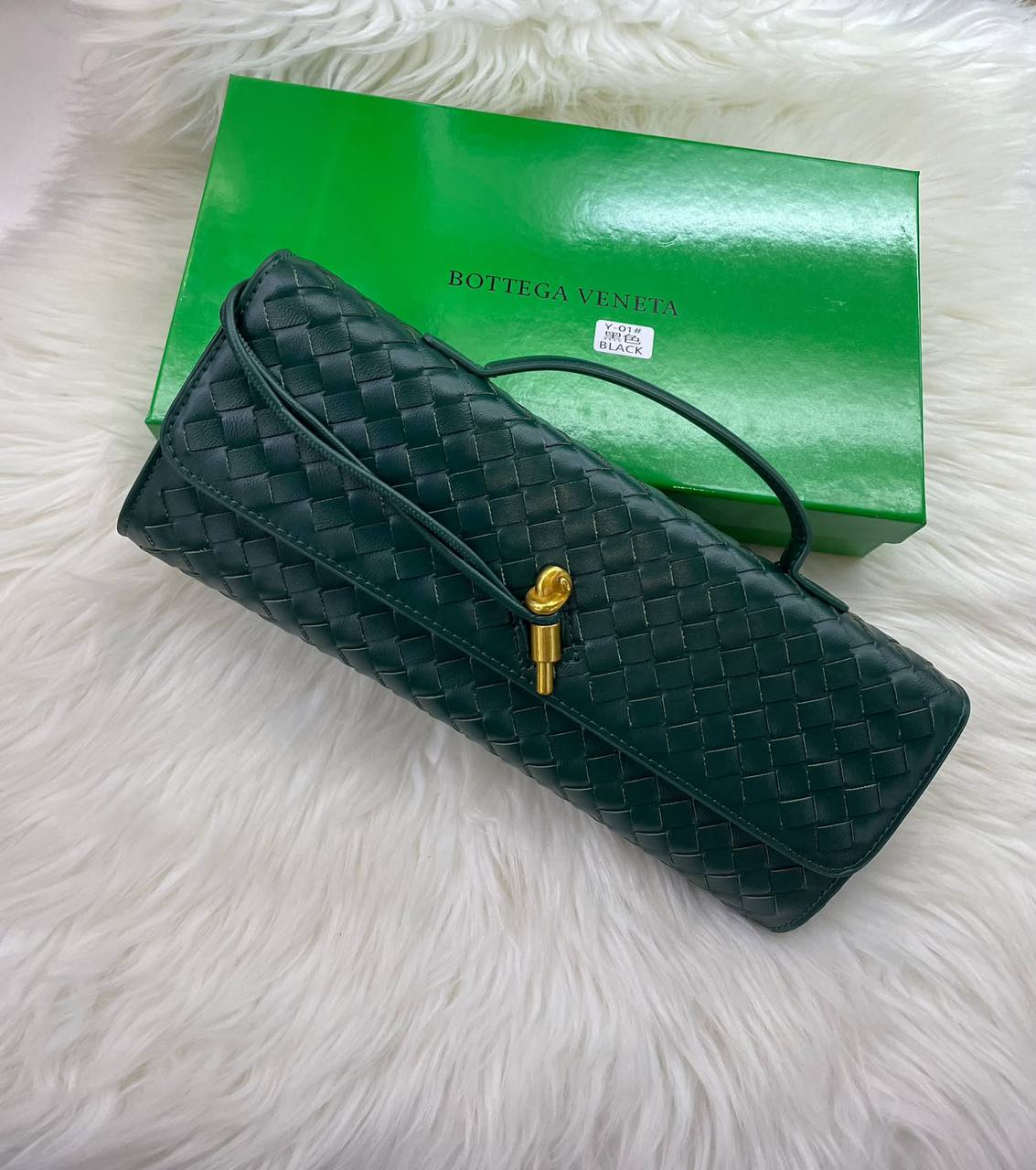 Bottega
⚡30cm
⚡with box
100 dhs💓

Zain118
♥️♥️♥️