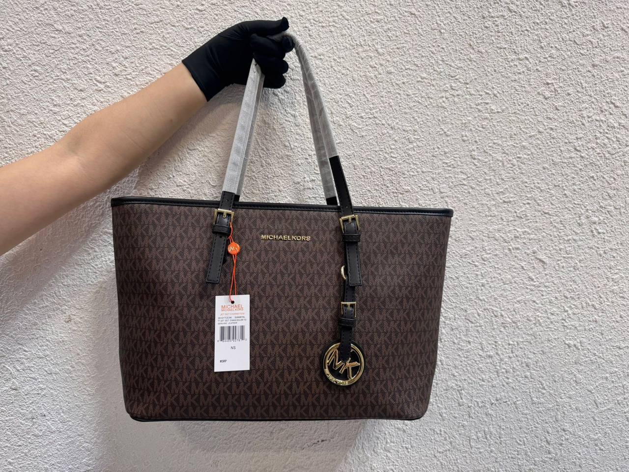 Mk  
size: 36×26cm  
90 dhs💓

Zain114
♥️♥️♥️