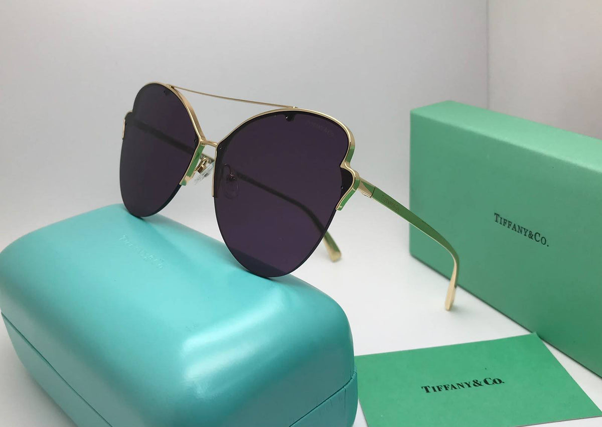 Ladies sunglasses 

super master quality 
200 dhs🇦🇪🇦🇪

Zain126
♥️♥️♥️