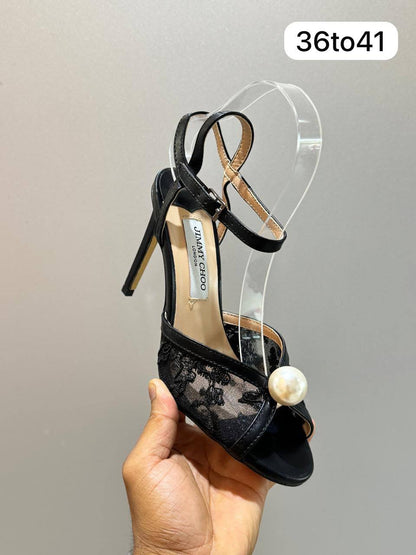 JIMMY CHOO🦋🦋

SIZE MENTION ON PICTURE 
120 dhs🇦🇪🇦🇪

Zain21
♥️♥️♥️