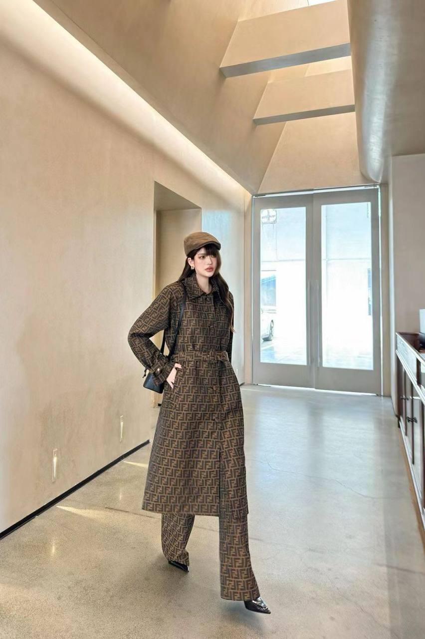 *New collections     
330 dhs🪙🌨️
*good  quality  🍒❤️❤️🛍️🛍️
*Sizes:S M L xl* 
*AVAILABLE NOW*

Zain231
♥️♥️♥️