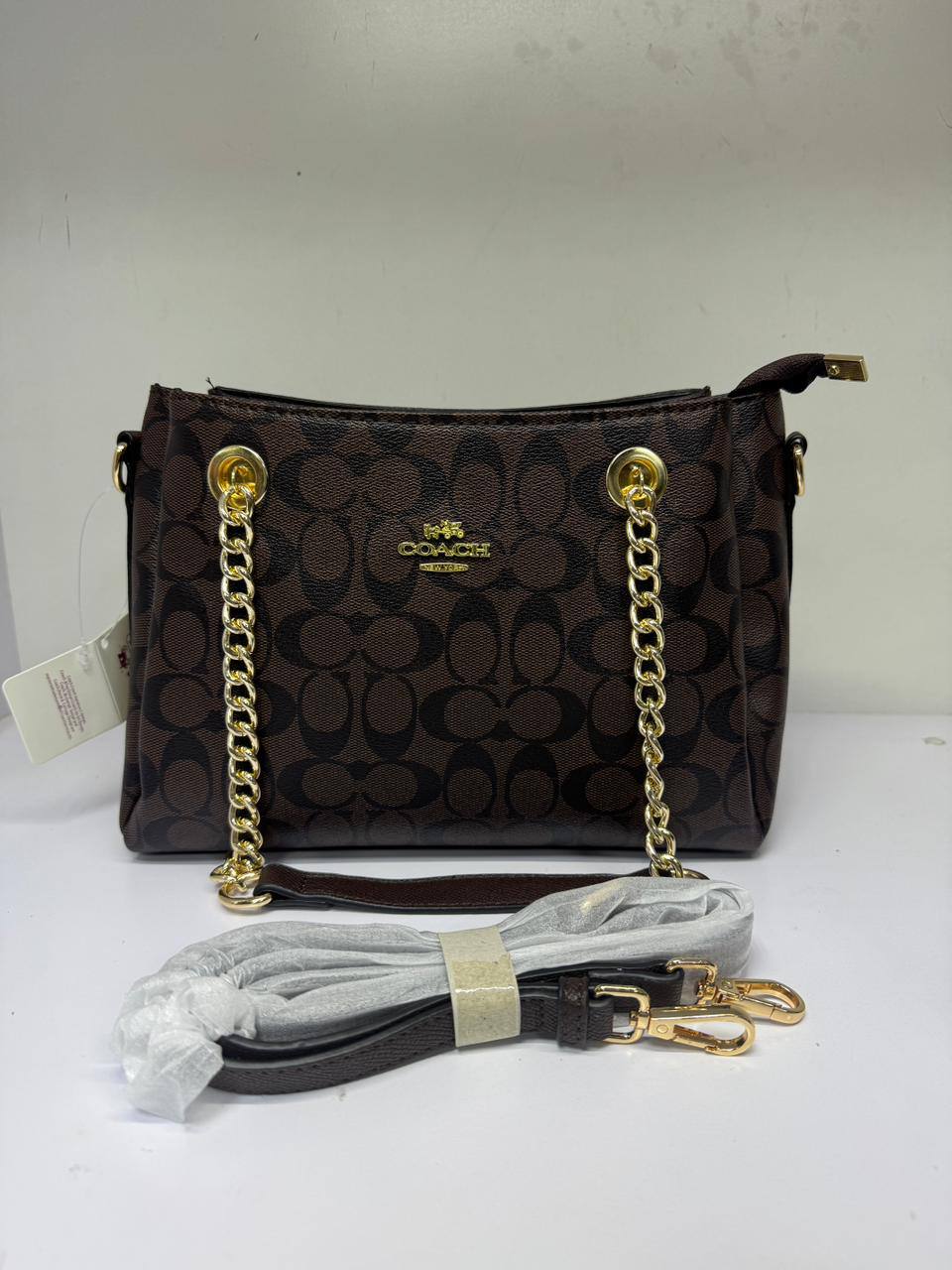 Coach
75 dhs✅

Zain50
♥️♥️♥️
