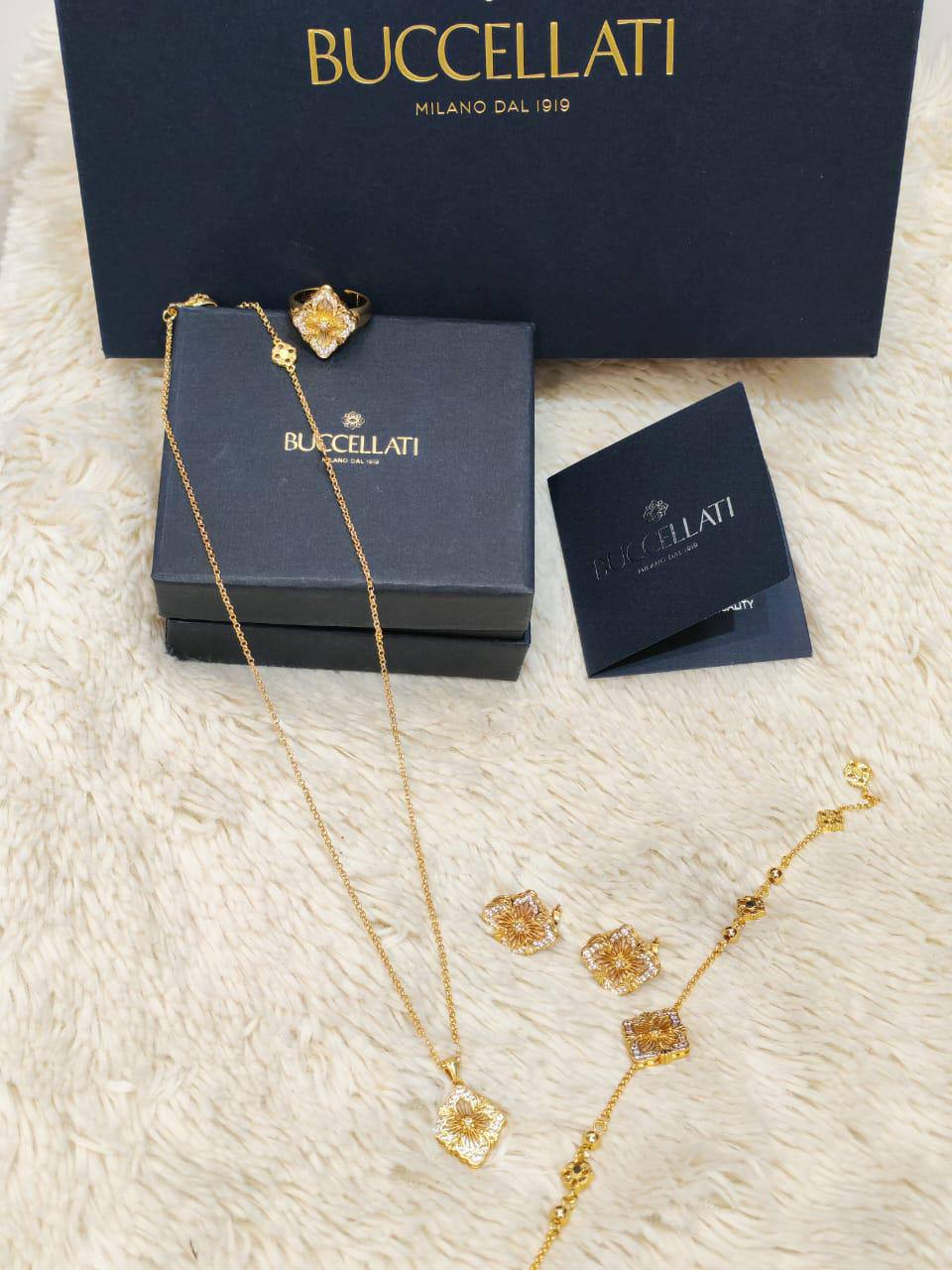 New Stock
Master Accessories
For Price 👇 WhatsApp✅
0568585901 
0507557372
0552275751 Owner Zain 👌

Zain122
♥️♥️♥️