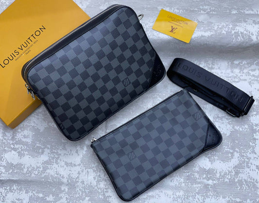 Men 💼

Gym bag 
Cross bags   

105 dhs🌺

Zain175
♥️♥️♥️