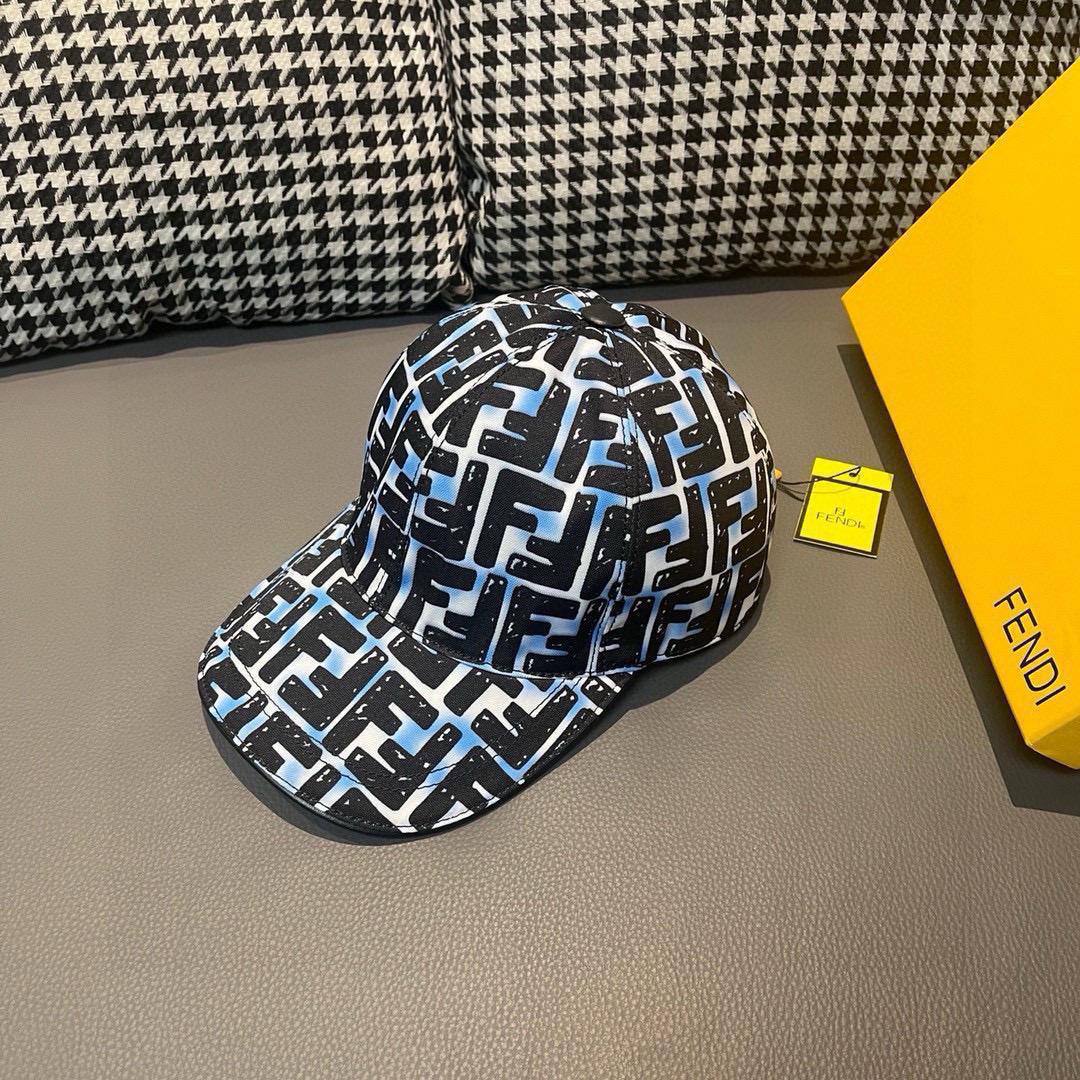 Prada Cap 
Super Master 

135 dhs❣️

With Box
🎁🎁🎁

Zain33
♥️♥️♥️