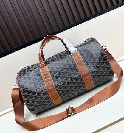 GOYARD TRAVELING BAG 
 GOOD QUALITY 
115 dhs✅
40CM

Zain295
♥️♥️♥️